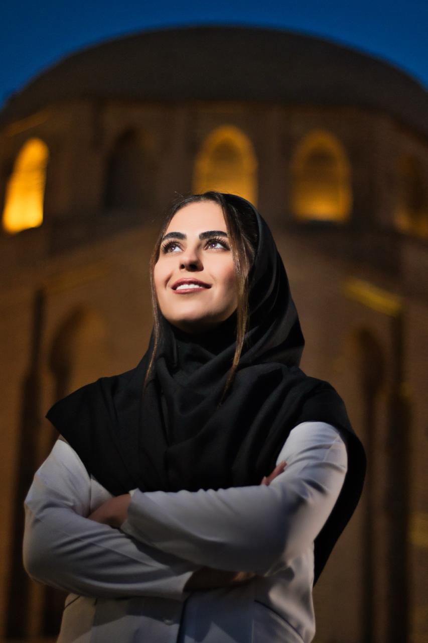 عکس فارغ التحصیلی یزدگرد