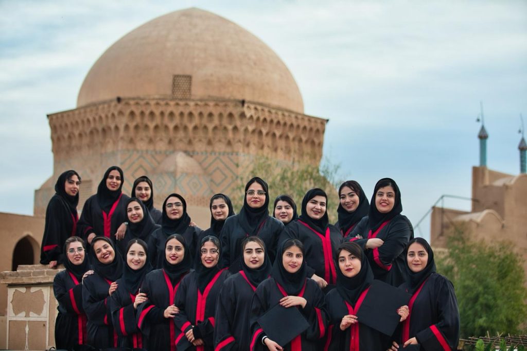 عکس فارغ التحصیلی یزدگرد